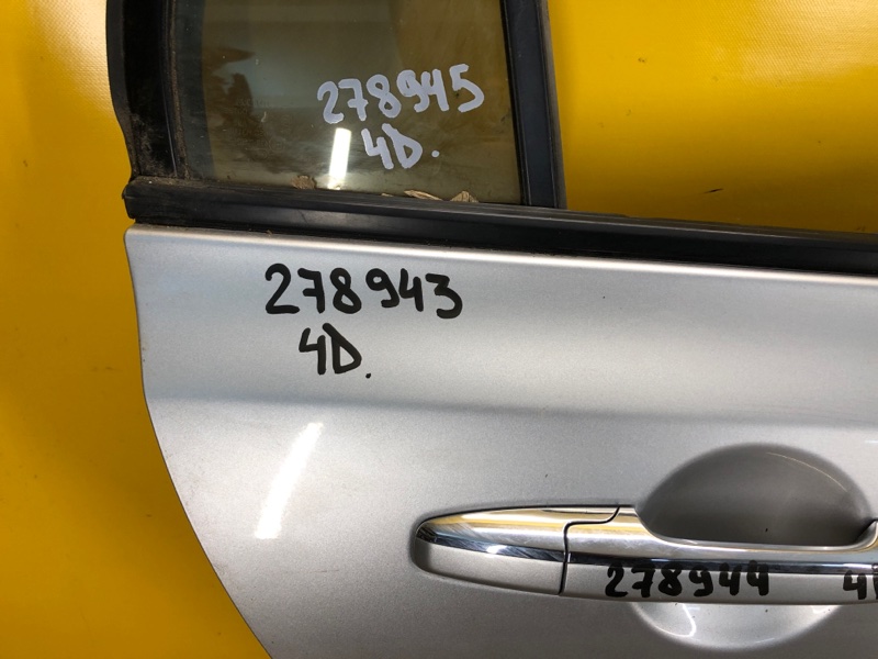 Дверь задняя правая CIVIC 4D 06-11