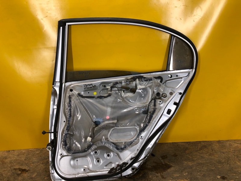 Дверь задняя правая CIVIC 4D 06-11