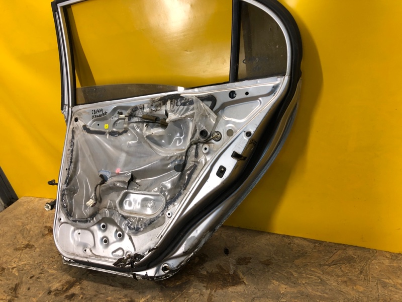 Дверь задняя правая CIVIC 4D 06-11