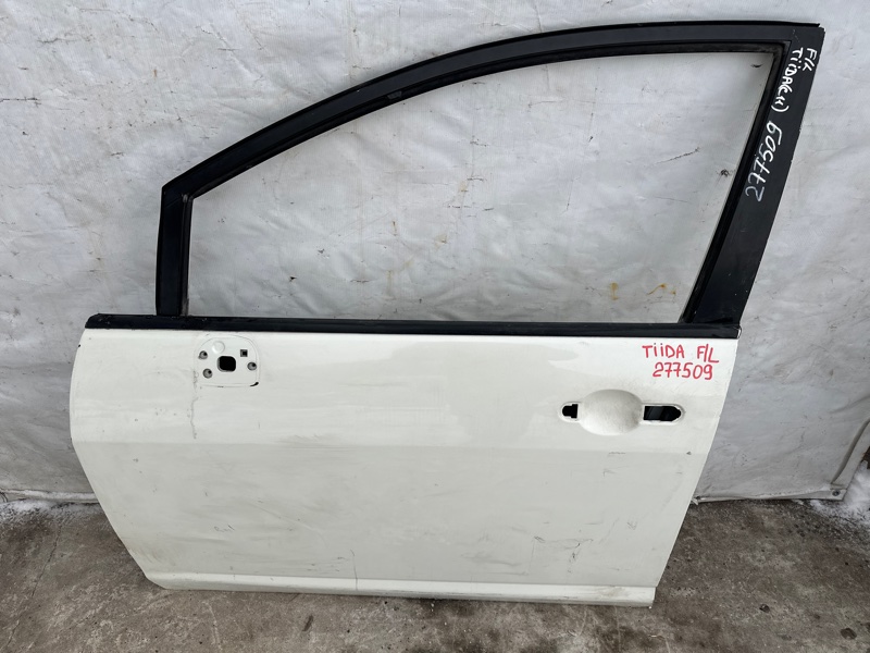 Дверь передняя левая TIIDA/VERSA C11 04-11 Дверь передняя левая TIIDA/VERSA C11 04-11