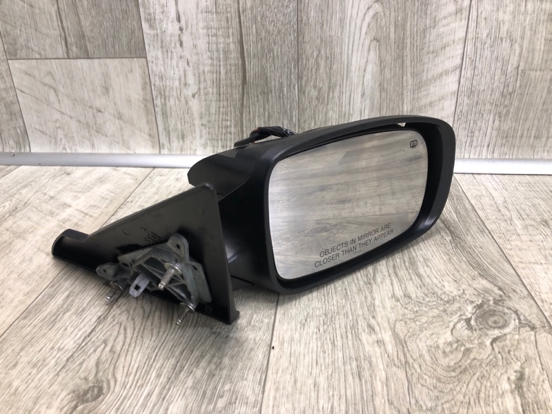 Зеркало правое 200 10-14 Кабриолет Зеркало правое 200 10-14 Кабриолет