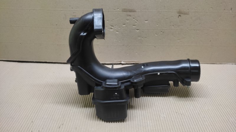 Патрубок интеркулера ACURA RDX 19- 2020 17270-5YF-A02 Б/У