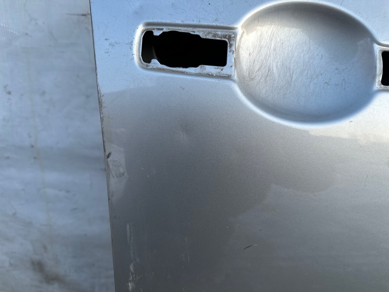 Дверь передняя правая QASHQAI 07-14