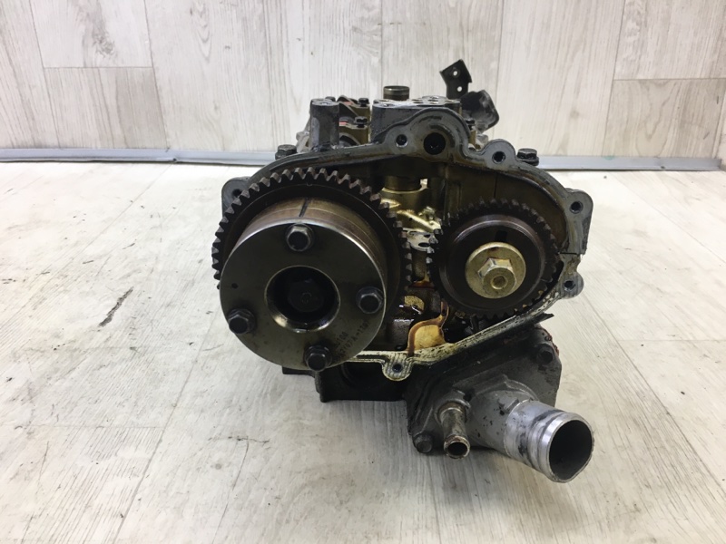 Головка блока цилиндров правая G35 03-07 3.5 VQ35DE