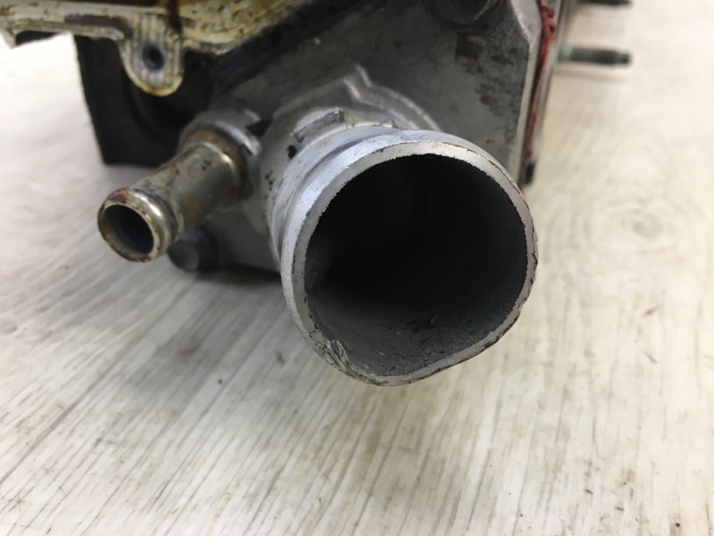 Головка блока цилиндров правая G35 03-07 3.5 VQ35DE