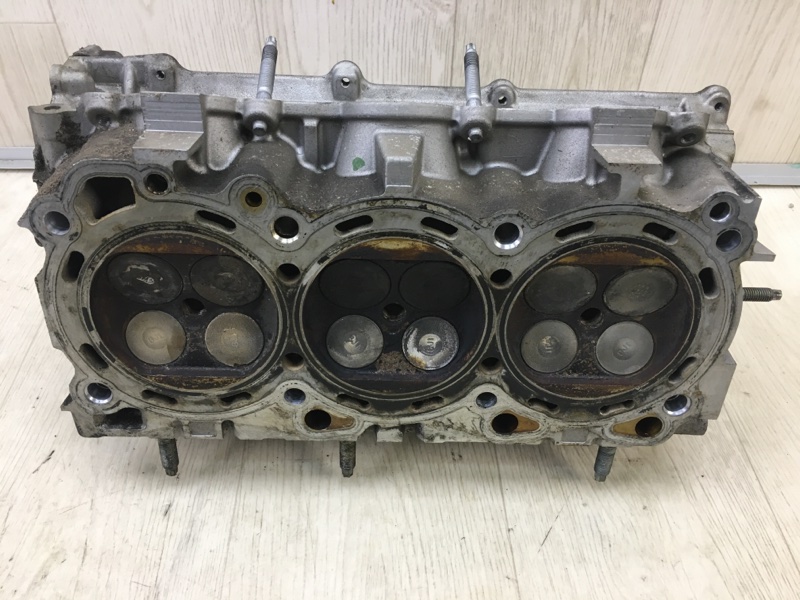 Головка блока цилиндров левая INFINITI G35 03-07 3.5 VQ35DE 11090CD700 Б/У