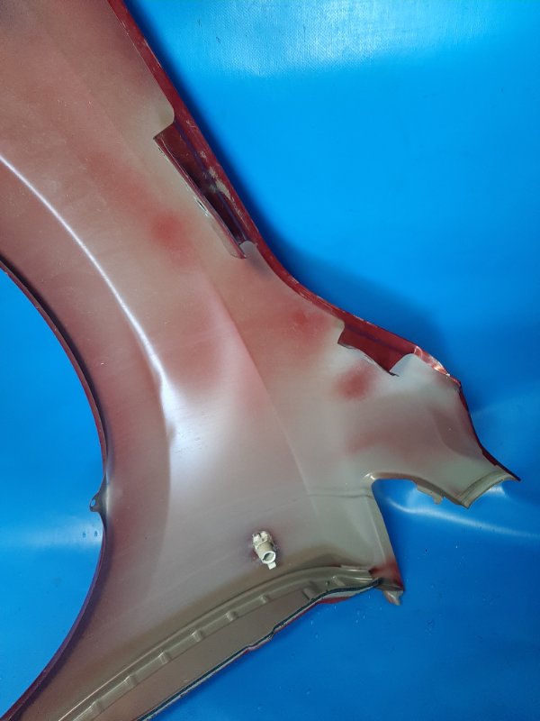 Крыло переднее переднее правое LEAF 10-17