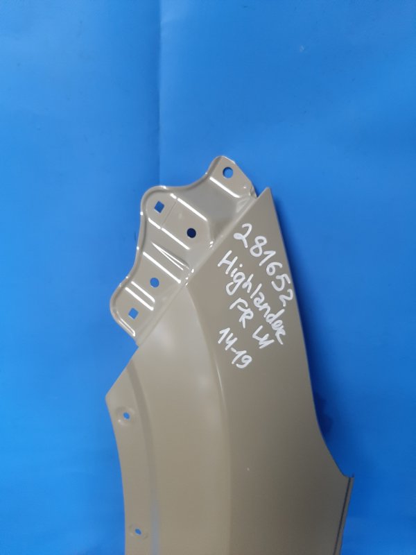 Крыло переднее переднее левое HIGHLANDER 13-19 Крыло переднее переднее левое HIGHLANDER 13-19