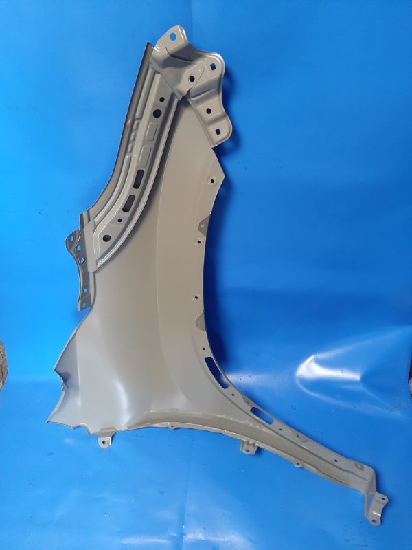 Крыло переднее переднее левое HIGHLANDER 13-19 Крыло переднее переднее левое HIGHLANDER 13-19