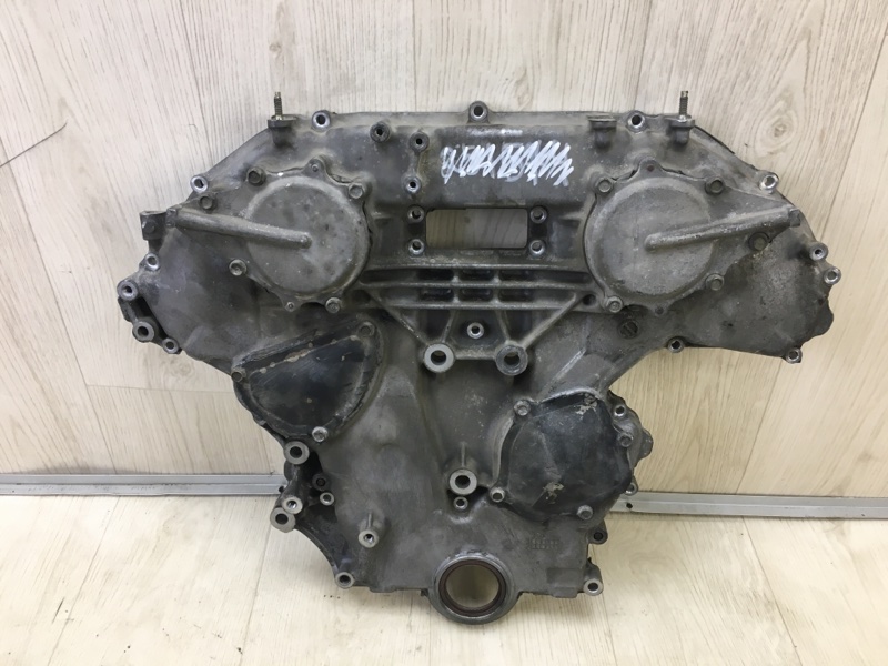 Крышка ГРМ INFINITI G35 03-07 3.5 VQ35DE 13501AL605 Б/У