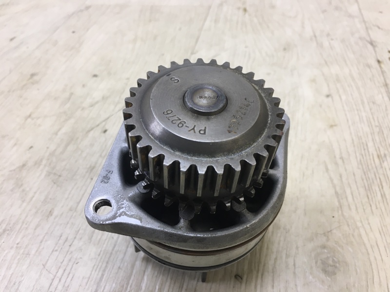 Помпа G35 03-07 3.5 VQ35DE Помпа G35 03-07 3.5 VQ35DE