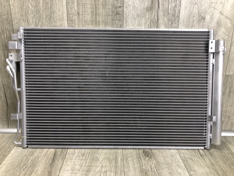 Запчасть радиатор кондиционера KIA SORENTO XM 09-14 97606-1U100 новая Радиатор кондиционера KIA SORENTO XM 09-14 97606-1U100 новая