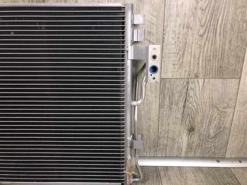 Радиатор кондиционера KIA SORENTO XM 09-14 Радиатор кондиционера KIA SORENTO XM 09-14