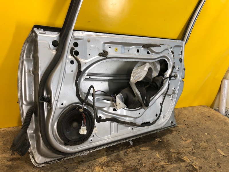 Дверь передняя правая CIVIC 4D 06-11