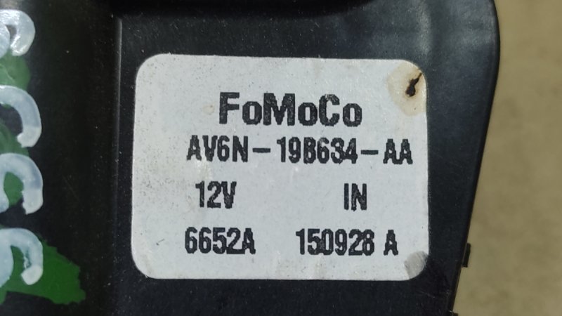 Моторчик заслонки печки FORD FOCUS 10-18 2.0