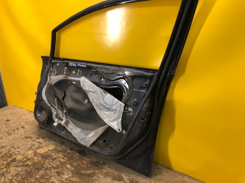 Дверь передняя правая CIVIC 4D 06-11