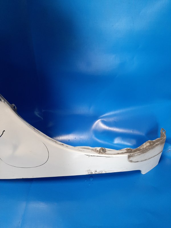 Крыло переднее переднее правое LEAF 10-17