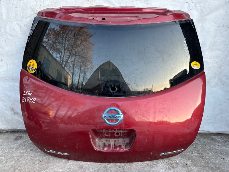 Крышка багажника NISSAN LEAF 10-17 K010M-3NAMB Б/У