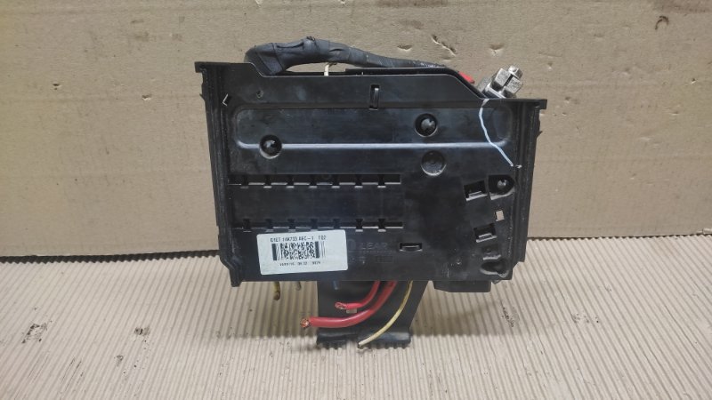 Блок предохранителей моторный отсек FOCUS 10-18 2016 2.0