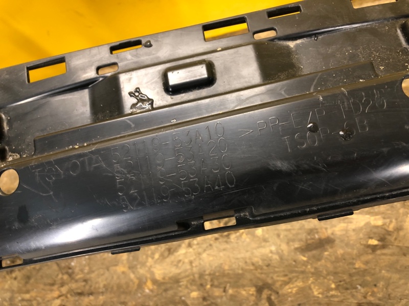 Бампер передний IS250/350 13-20