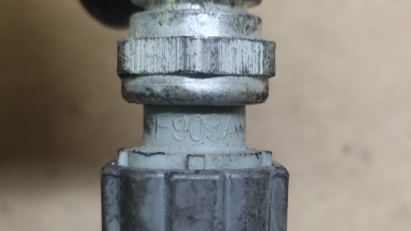 Датчик температуры охлаждающей жидкости FORD FOCUS 10-18 2.0