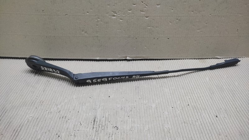Поводок стеклоочистителя передний правый FORD FOCUS 10-18 2016 2.0 CP9Z-17526-A Б/У