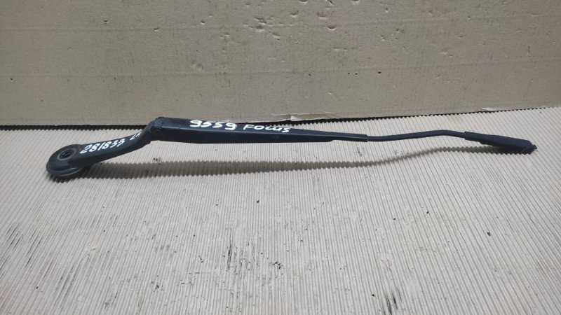 Поводок стеклоочистителя передний левый FOCUS 10-18 2016 2.0