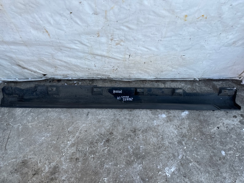 Накладка порога наружная левая FOCUS 10-18 2016 2.0