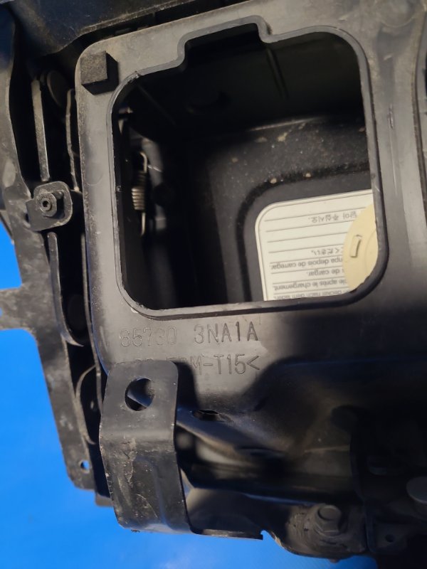 Зарядное гнездо (розетка) LEAF 10-17 Зарядное гнездо (розетка) LEAF 10-17