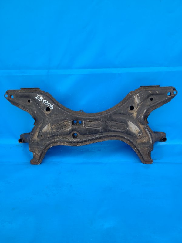 Балка передней подвески TOYOTA RAV4 00-05 51201-42050 Б/У