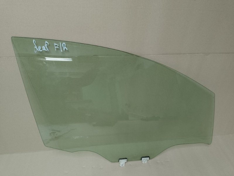 Стекло двери переднее правое NISSAN LEAF 10-17 80300-3NA5A Б/У