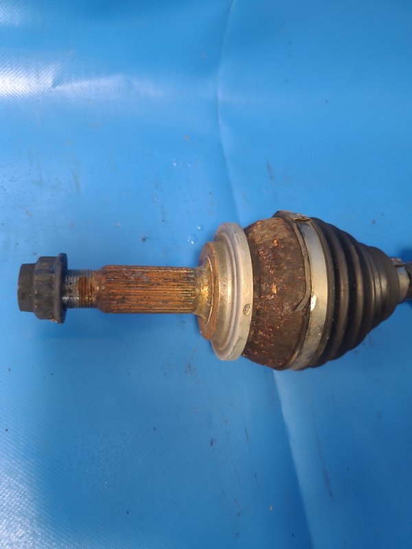 Привод передний передний левый PRIUS - 30 09-17