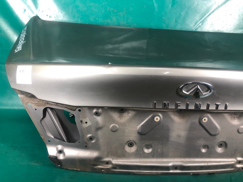 Крышка багажника M25/M37/M56/Q70/M35H 10-16 2010 Седан 3.7 VQ37VHR