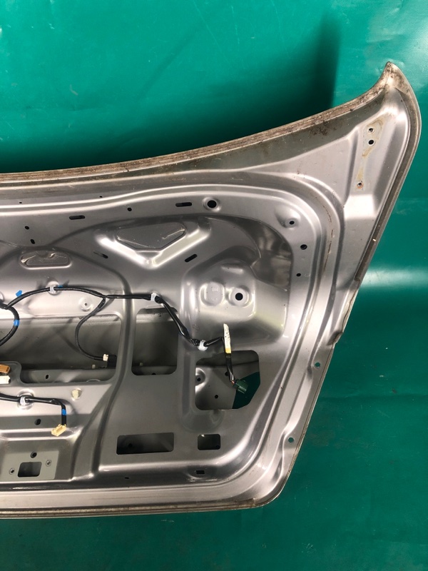 Крышка багажника M25/M37/M56/Q70/M35H 10-16 2010 Седан 3.7 VQ37VHR