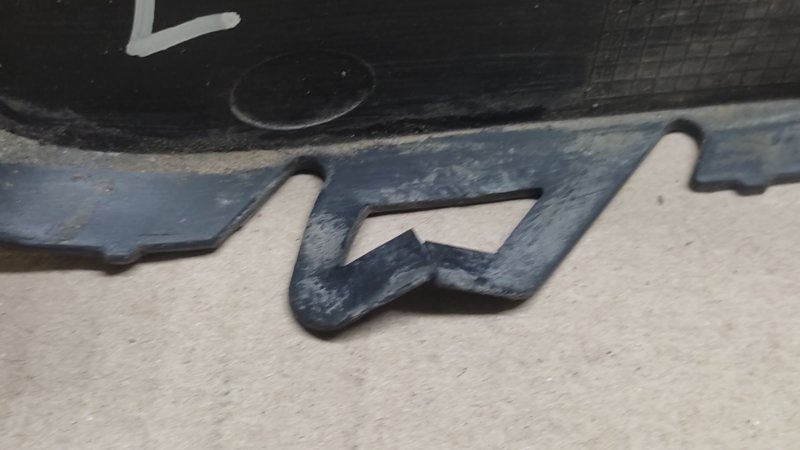 Заглушка ПТФ левая VOLKSWAGEN TIGUAN 08-17 2.0 CCTA