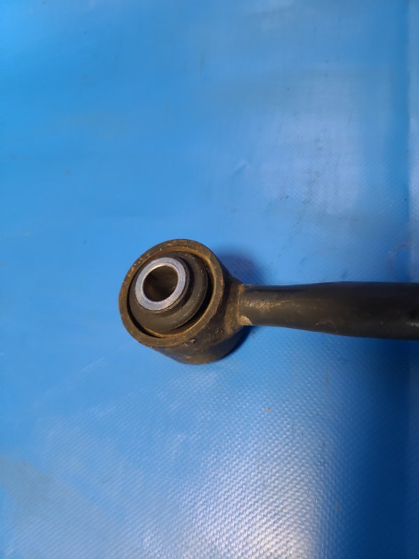 Рычаг задней подвески поперечный TOYOTA CAMRY 20 96-02