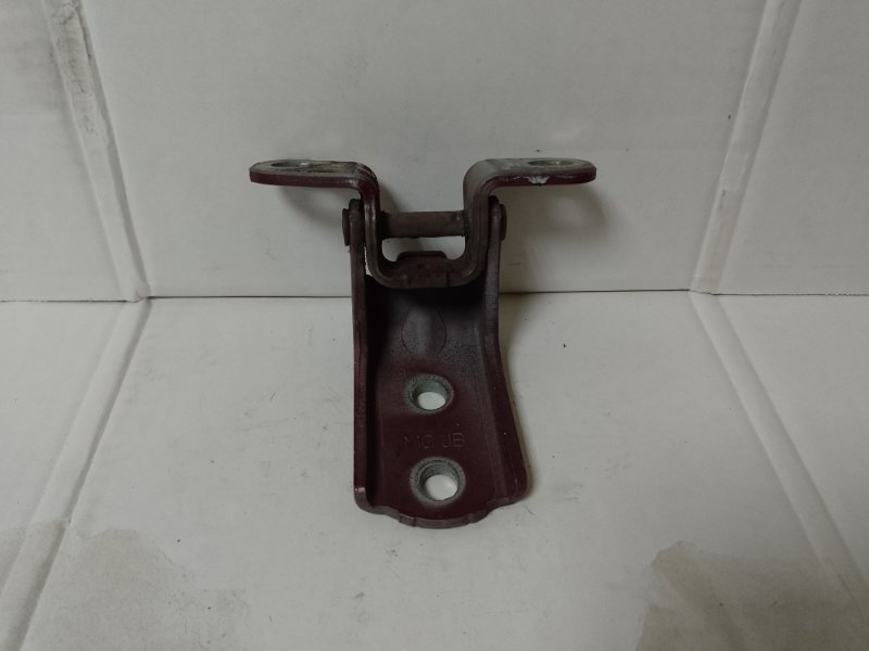 Запчасть петля двери нижняя передняя правая HYUNDAI ACCENT MC 06-10 79325-1E000 Б/У Петля двери нижняя передняя правая HYUNDAI ACCENT MC 06-10 79325-1E000 Б/У