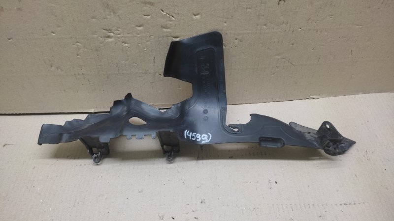 Дефлектор радиатора левый TIGUAN 08-17 2016 2.0 CCTA