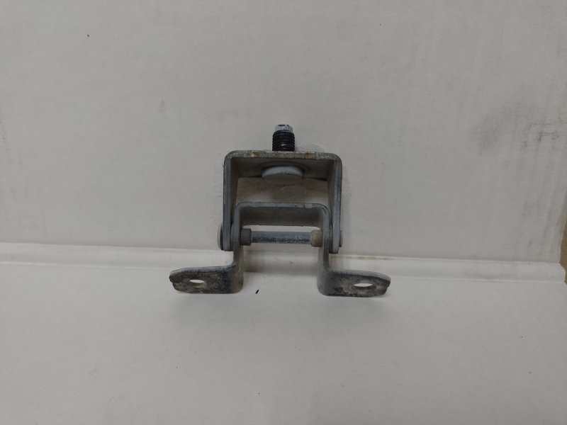 Петля крышки багажника TIIDA/VERSA C11 04-11