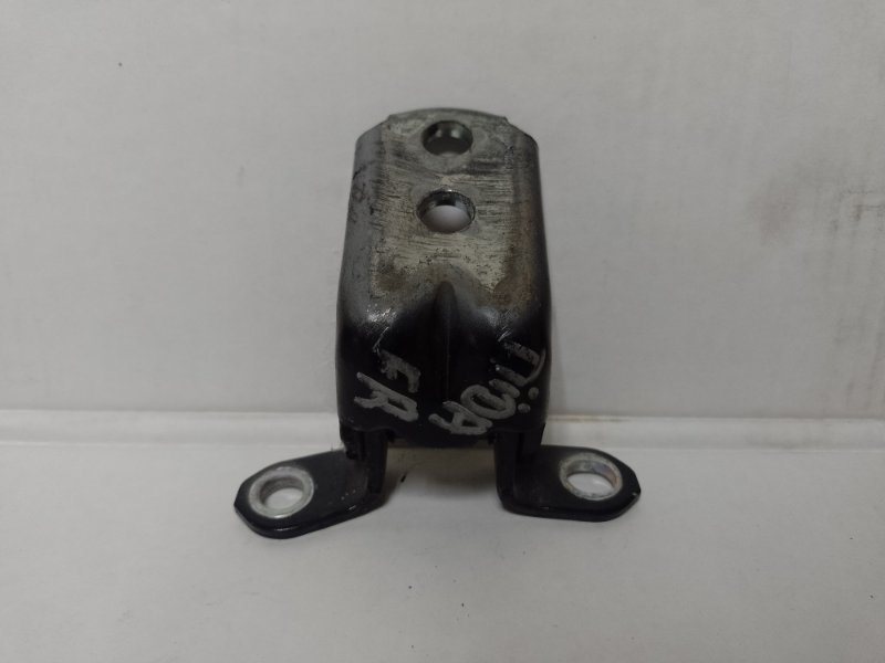 Петля двери нижняя передняя правая TIIDA/VERSA C11 04-11