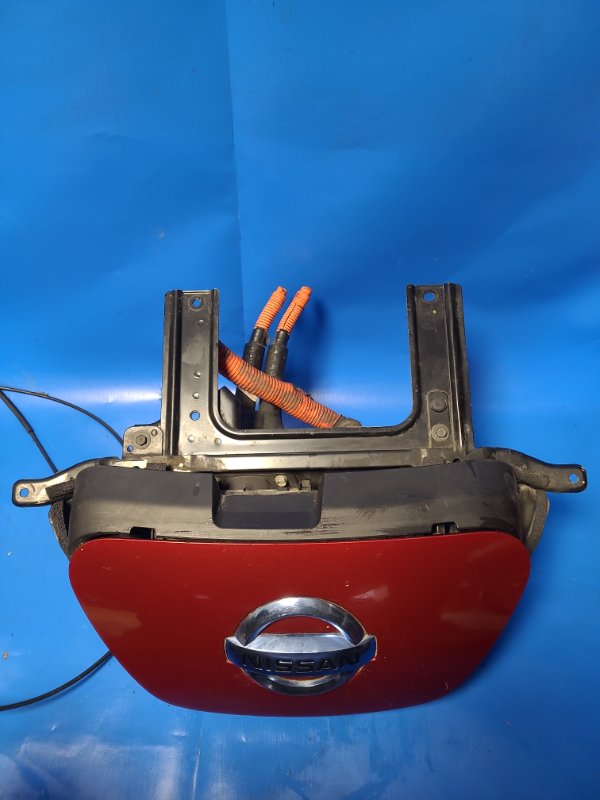 Зарядное гнездо (розетка) LEAF 10-17