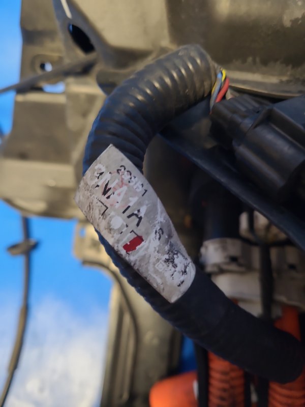 Зарядное гнездо (розетка) LEAF 10-17