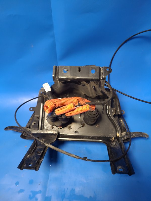 Зарядное гнездо (розетка) NISSAN LEAF 10-17