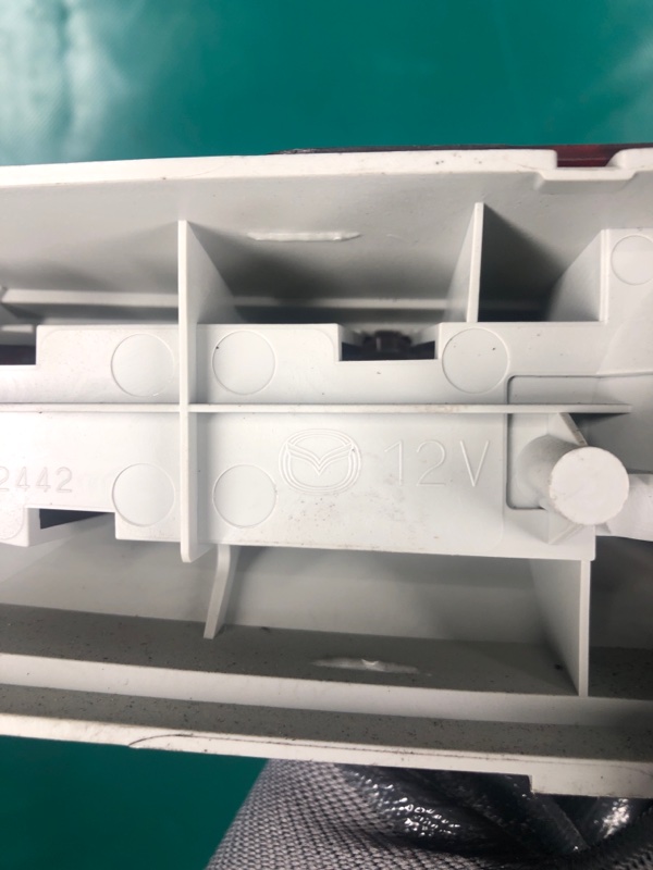 Стоп-сигнал 3 BL 09-13 2012 2.0 LF