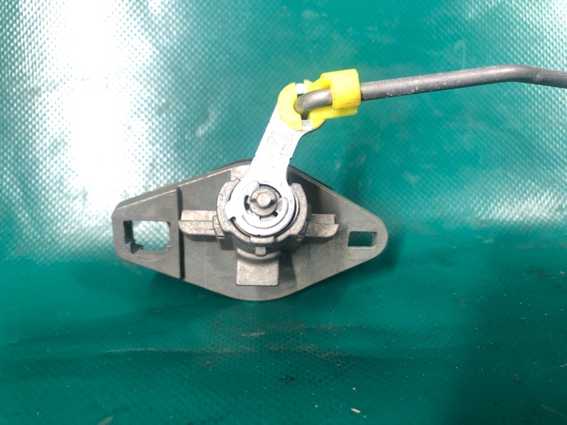 Замок крышки багажника MAZDA 6 GG 02-07 2.3