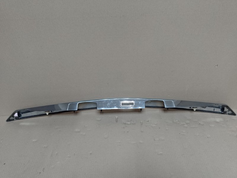 Панель подсветки номера ALTIMA L33 12-18