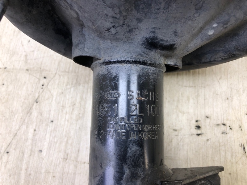 Амортизатор передний левый I30 FD 07-12 Амортизатор передний левый I30 FD 07-12