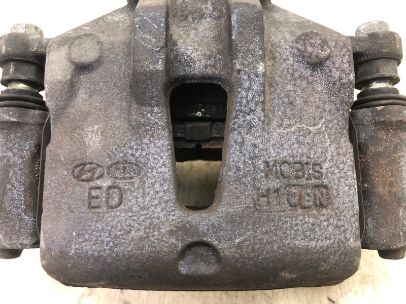 Суппорт тормозной передний правый I30 FD 07-12 Суппорт тормозной передний правый I30 FD 07-12