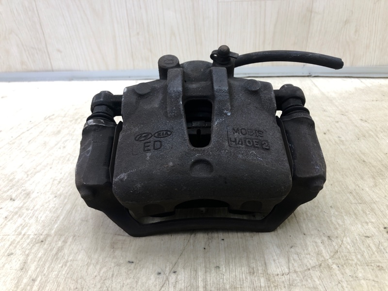 Суппорт тормозной передний правый HYUNDAI I30 FD 07-12 58130-2L500 Б/У
