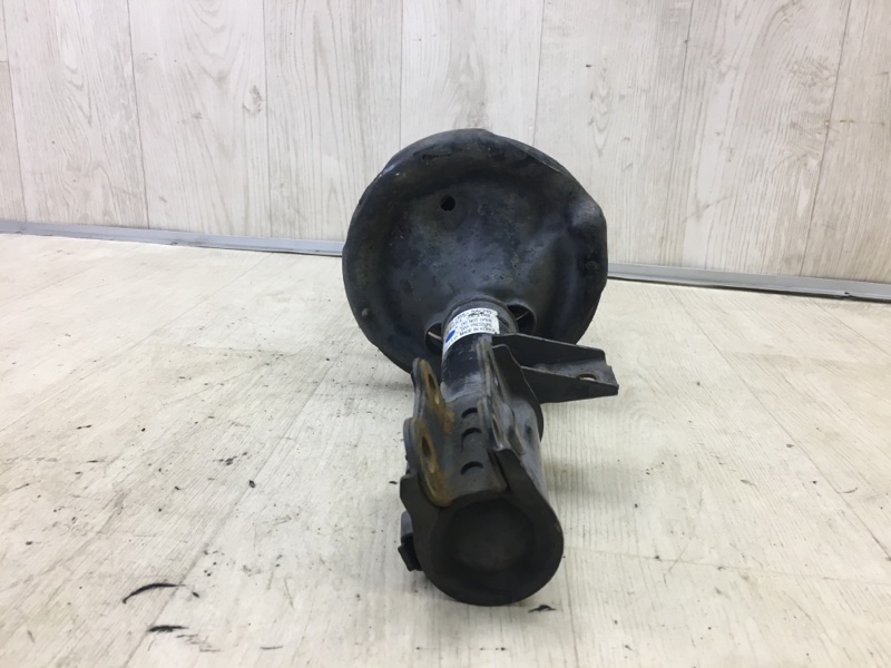 Амортизатор передний левый I30 FD 07-12 Амортизатор передний левый I30 FD 07-12